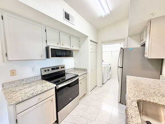 4th image of 4680 Saint Croix Ln APT 535