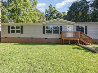 26 Long Forest Dr, Greenville, SC 29617