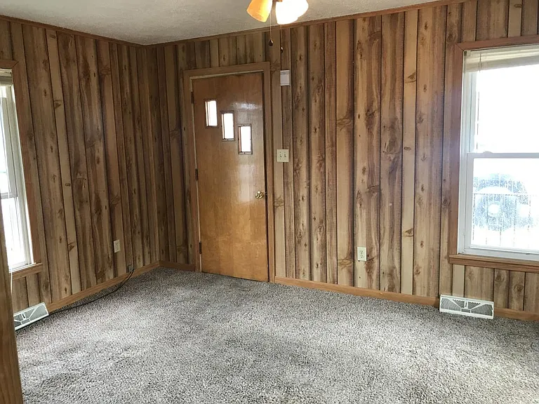 520 Bluff St — Photo 3