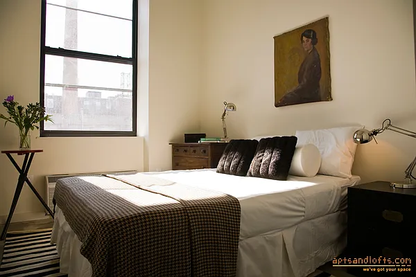 Rented by aptsandlofts.com | media 24