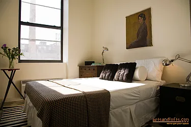 Rented by aptsandlofts.com