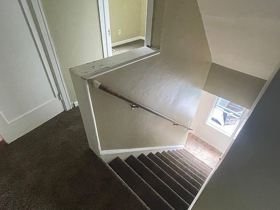 2nd image of 147 Mink St