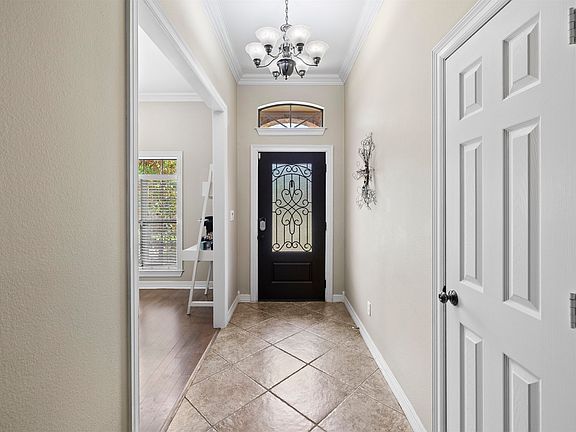 3rd image of 229 Stonebridge Ct