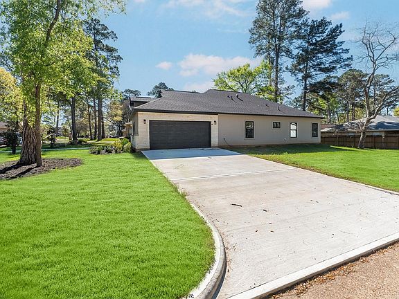 2nd image of 11843 Briarwood Ln
