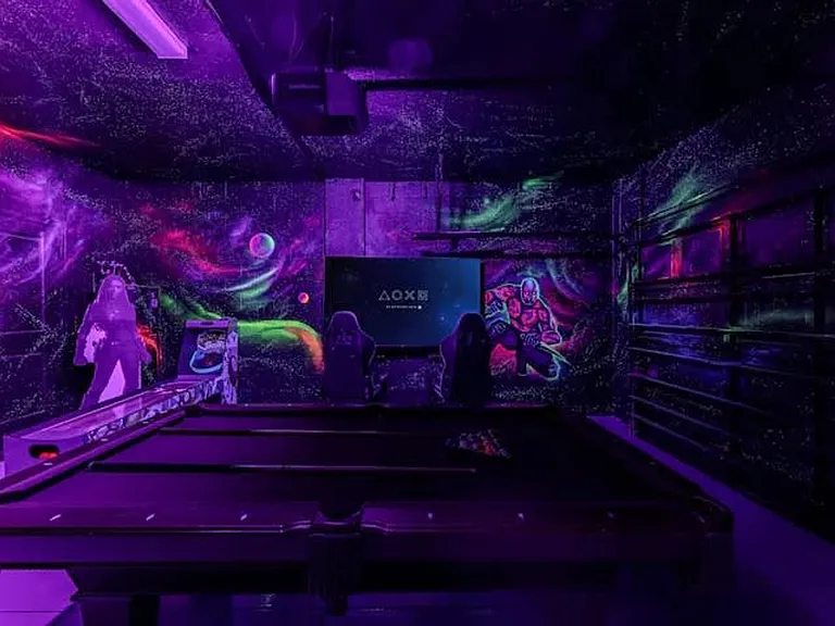 Building's Lounge