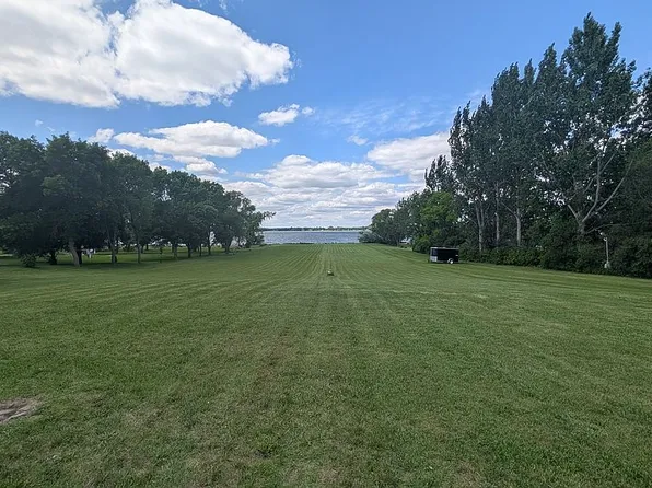 3315 Air Haven Rd, Watertown, SD 57201