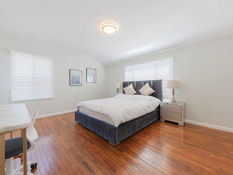4109 Lynd Ave — Photo 17