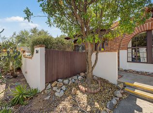 364 S Paseo Lobo Unit B, Green Valley, AZ 85614