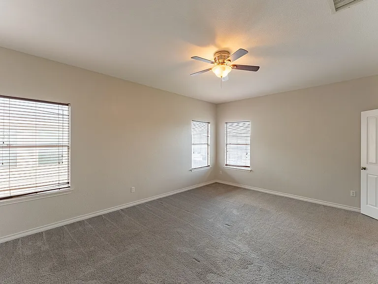 119 Emory Fields Dr — Photo 32