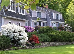 14 Candlewood Dr, West Hartford, CT 06117