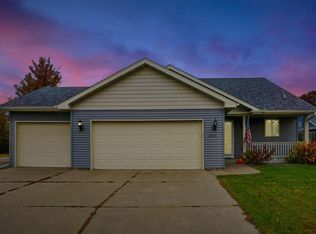 1015 29th St NE, Sauk Rapids, MN 56379