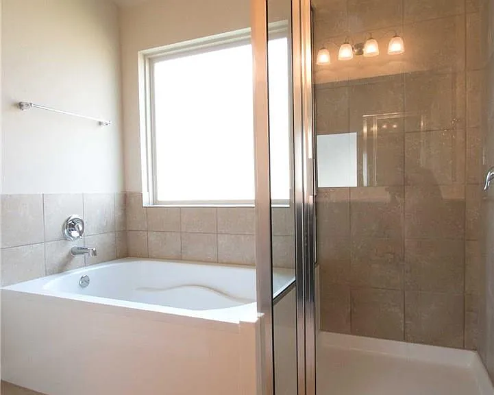 624 Carly Ann Ln — Photo 13