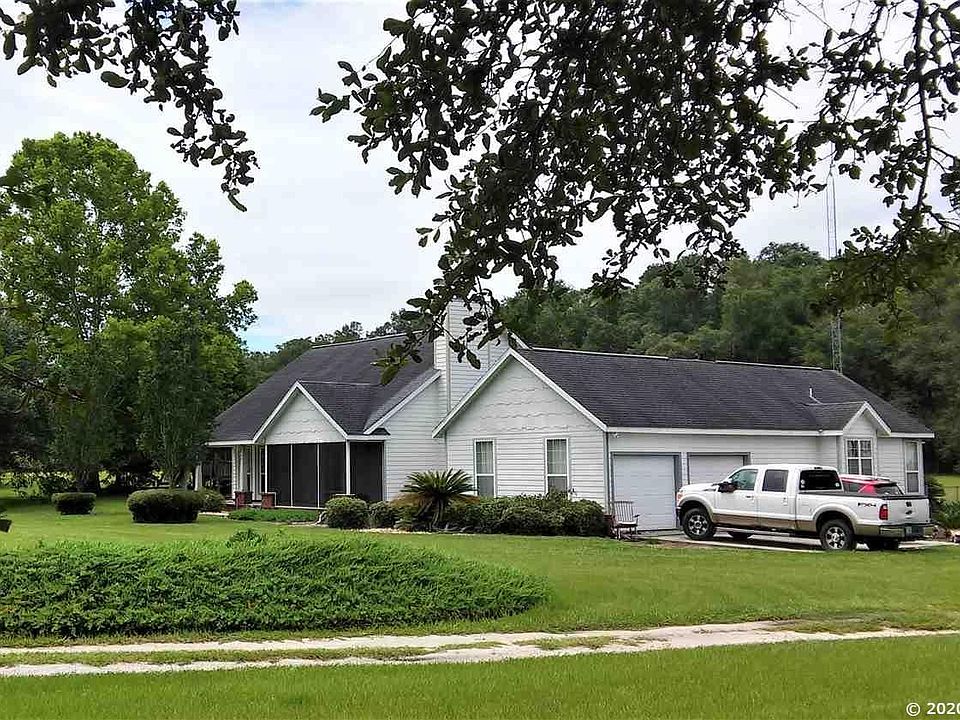 1st image of 343 SW Suwannee Downs Dr