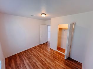 512 Humble Dr, West Columbia, TX 77486