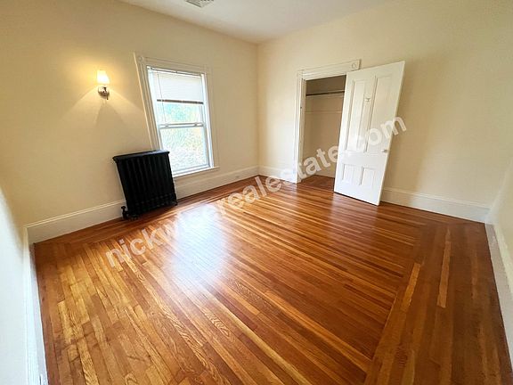 3rd image of 12 Holmberg Rd APT 4