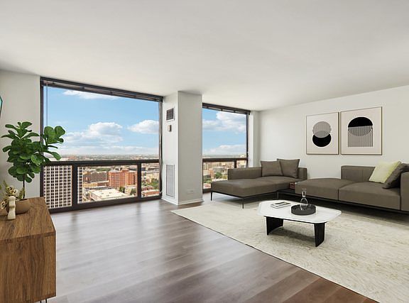 3rd image of 4343 N Clarendon Ave APT 2409