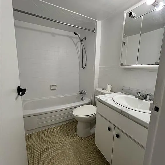 1580 Moy Ave #201 — Photo 3