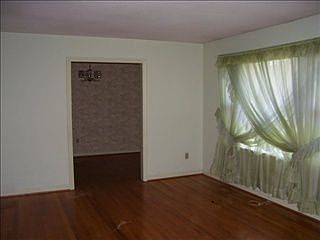 2nd image of 163 Stribling Cir