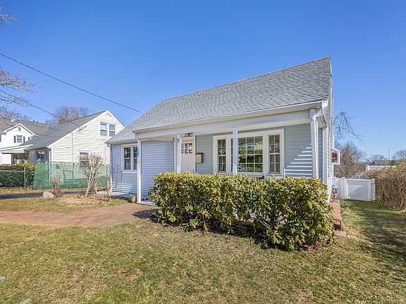 557 Old Stratfield Road