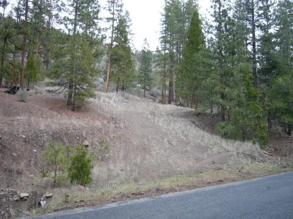 E Moffett Ck Rd, Fort Jones, CA 96032