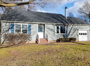 422 W Hinds Ave, Sherrill, NY 13461
