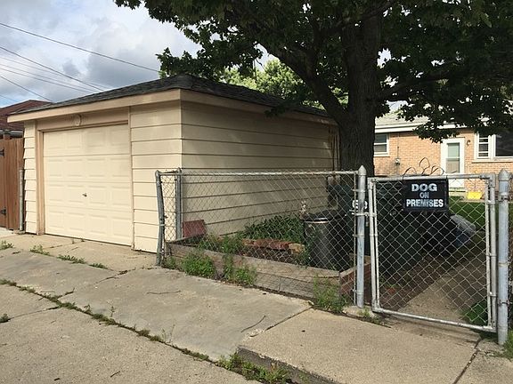 5th image of 5026 Michigan Ave