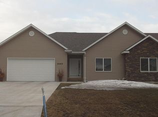 2485 Augusta Dr, Grand Forks, ND 58201