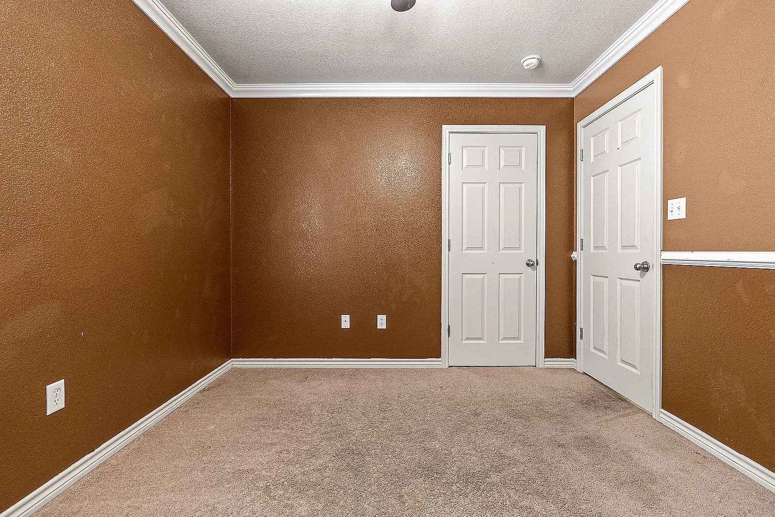 3 bed, 1256 sqft, $1,645 — Photo 4