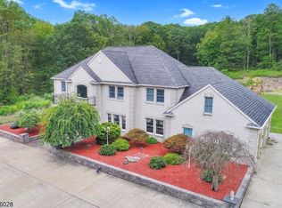 87 Walnut Valley Rd, Blairstown Twp., NJ 07832