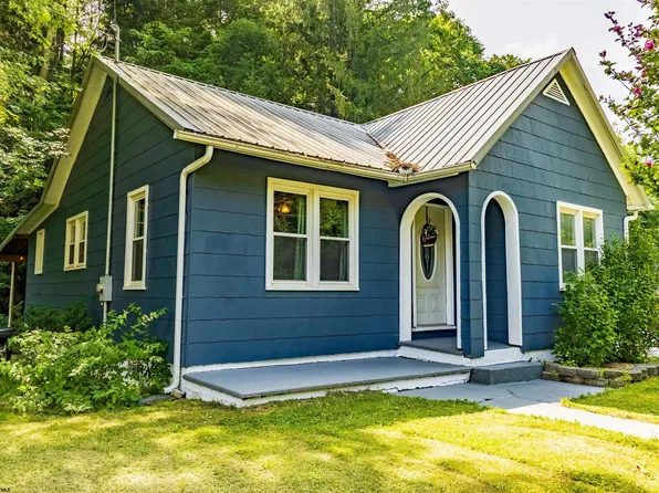 388 E Grafton Rd, Fairmont, WV 26554