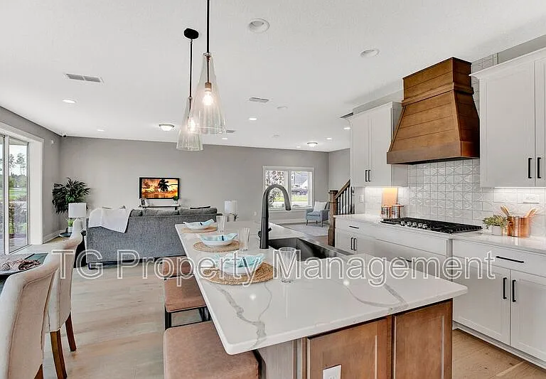 24 Goodhope Ct — Photo 6