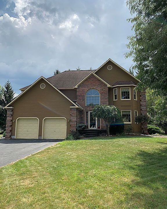 1st image of 6070 Lisi Gardens Dr