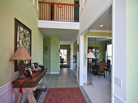2nd image of 7762 Blue Jay Way
