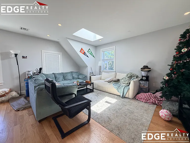 21 Shepard St #4B — Photo 3