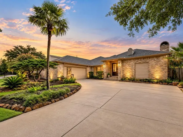 3110 Amesbury Ct, Sugar Land, TX 77478