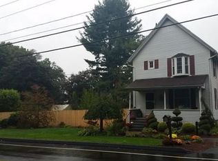 275 School St, Agawam, MA 01001
