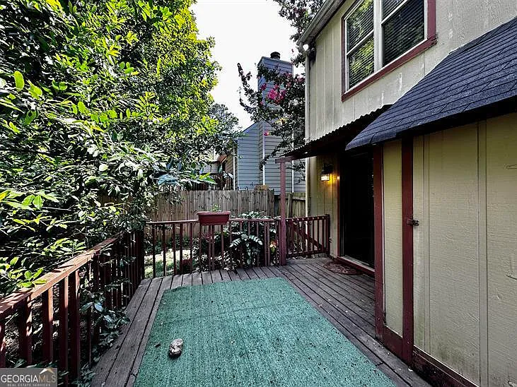 1060 Falling Water Dr SE — Photo 16