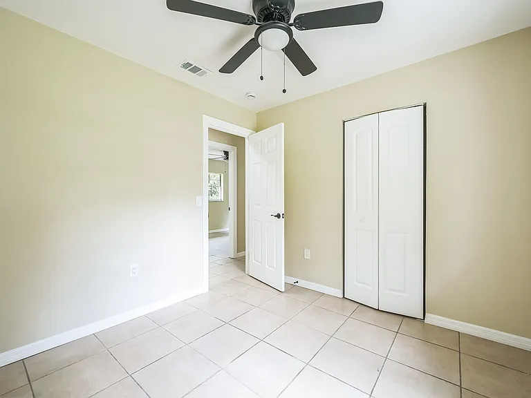 314 W Owens Ave — Photo 15