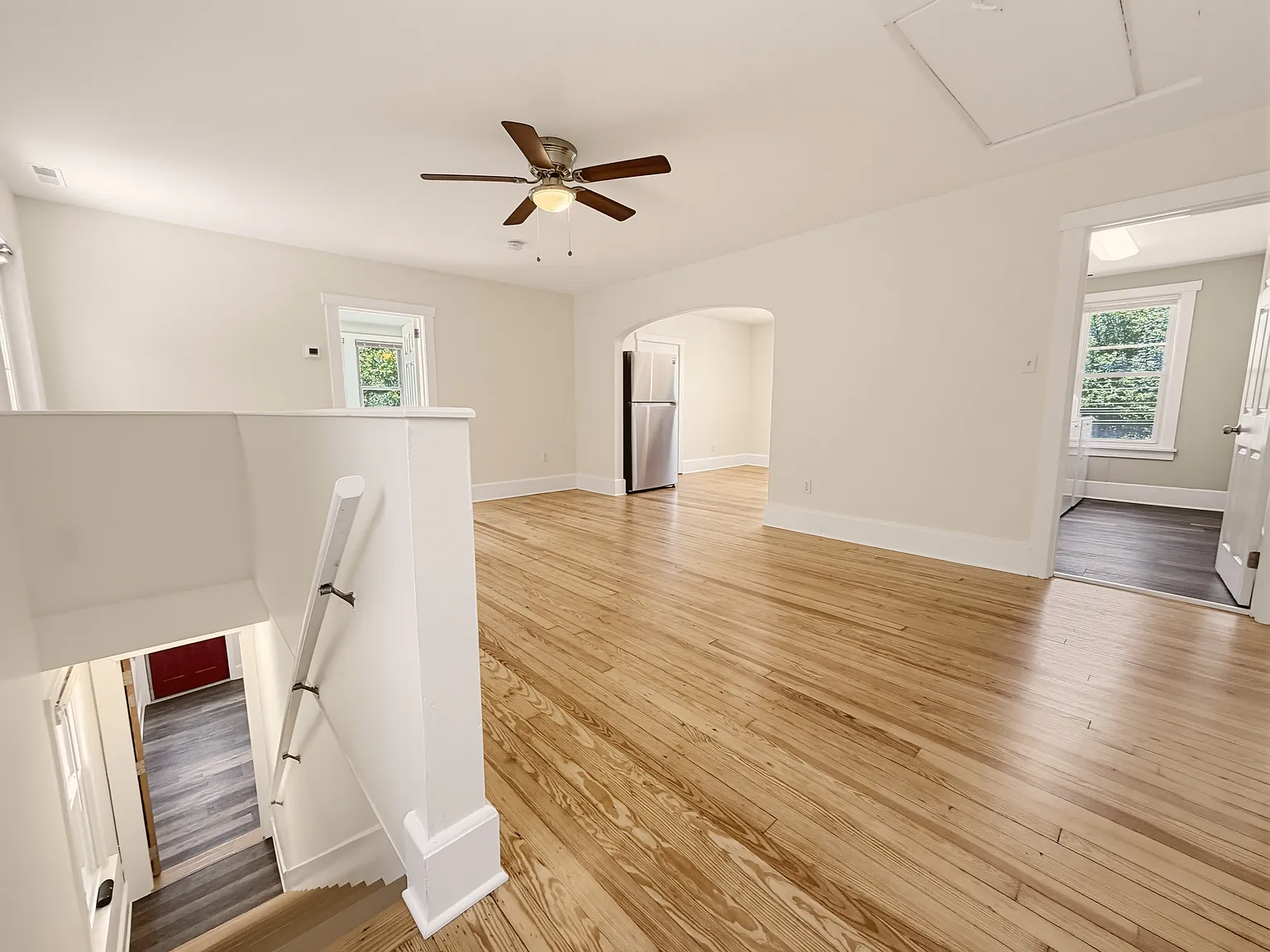 3 bed, 1100 sqft, $2,300 — Photo 1