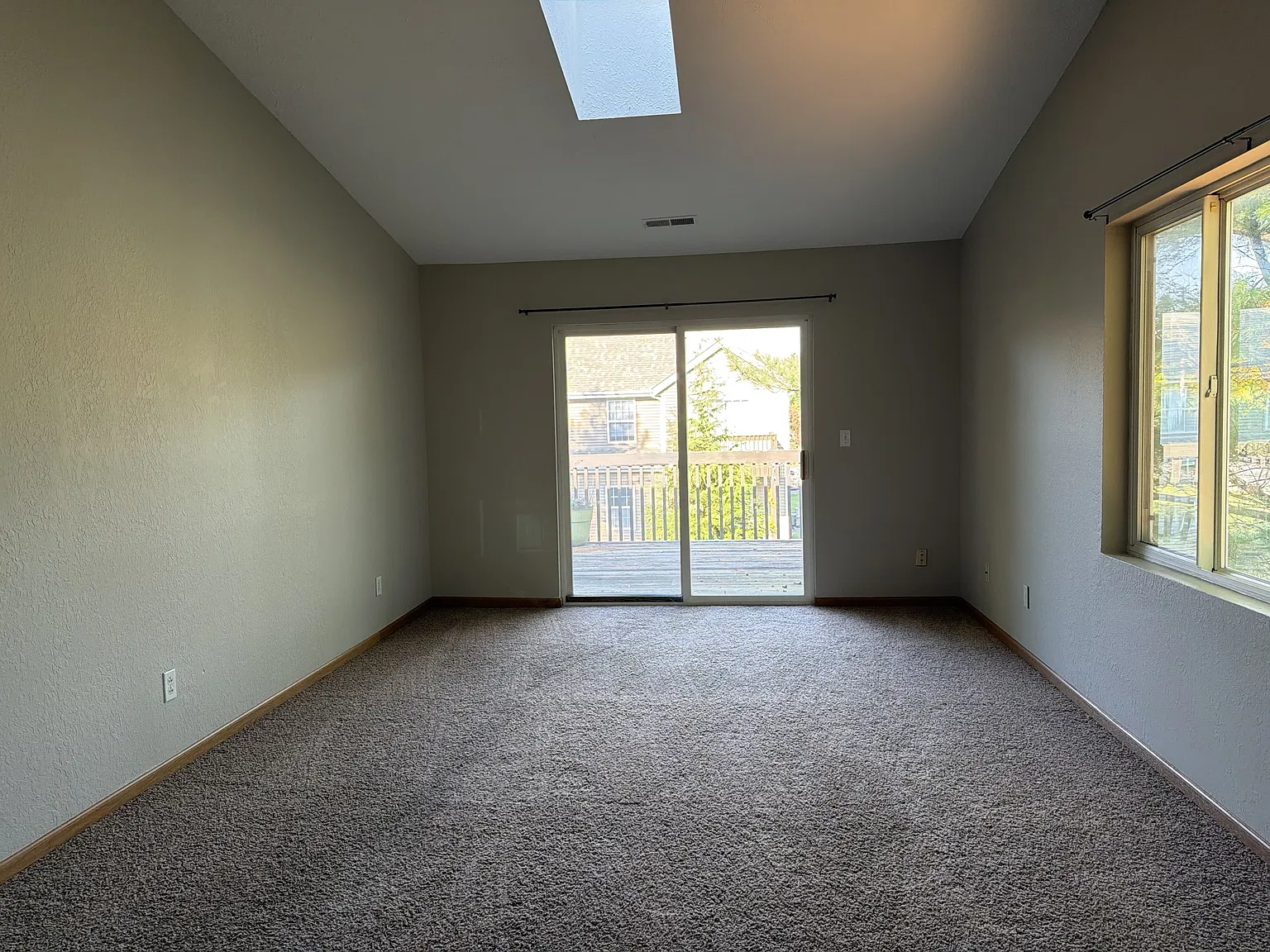5178 Zenith Parkway - 4 — Photo 1