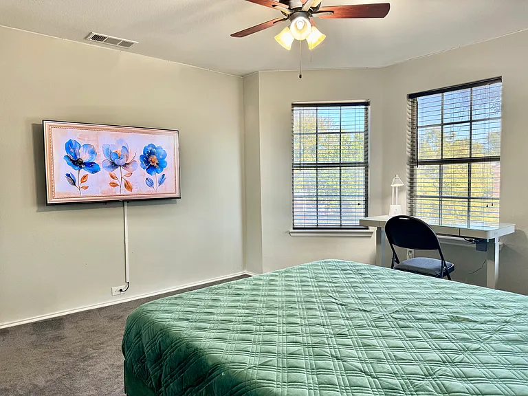 7300 Livingston Dr — Photo 20