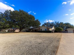 17 Davis Rd, Crowley, TX 76036