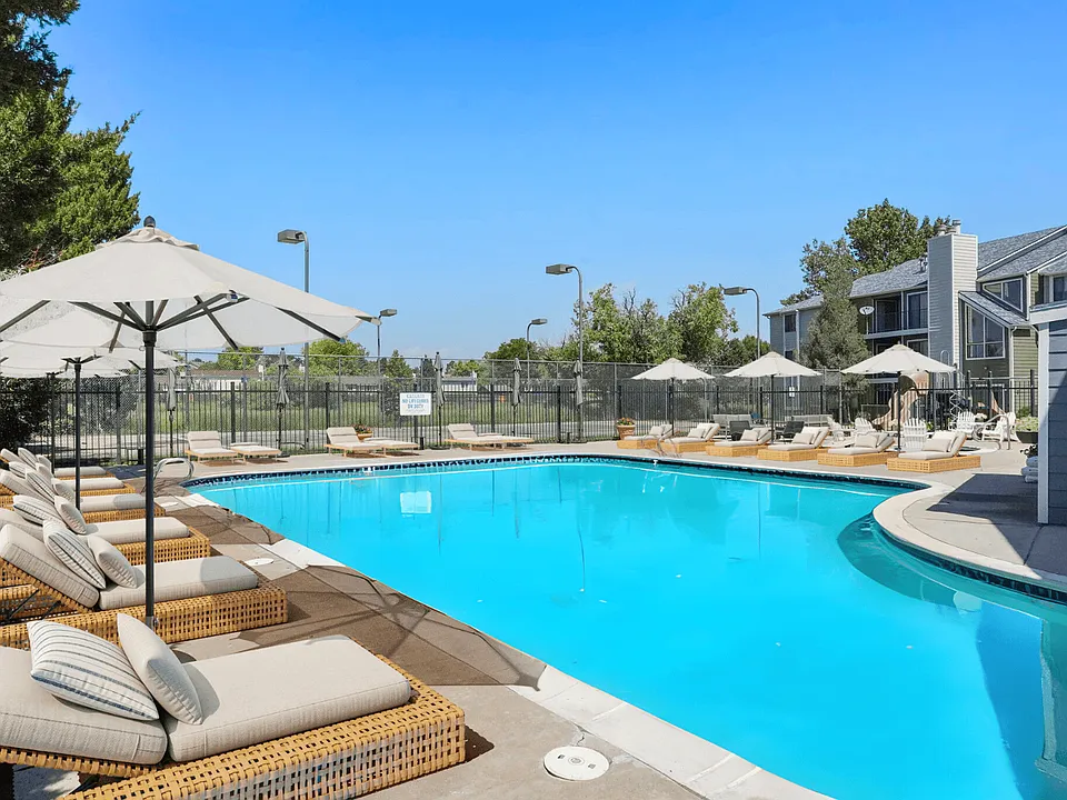 Horizon East Apartments