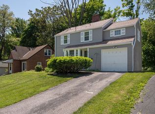 2030 Staunton Rd, Cleveland Heights, OH 44118