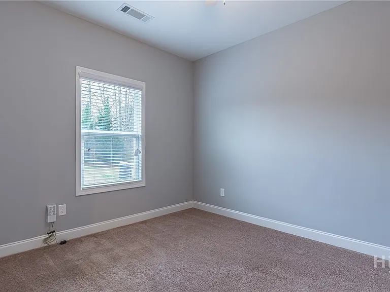 1280 Binghampton Cir — Photo 10