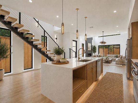 4th image of 2334 Wycliff Ave