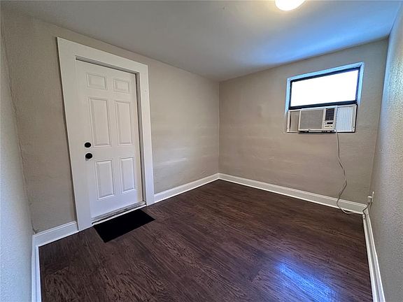 5th image of 1515 E 31st Ave #1515B