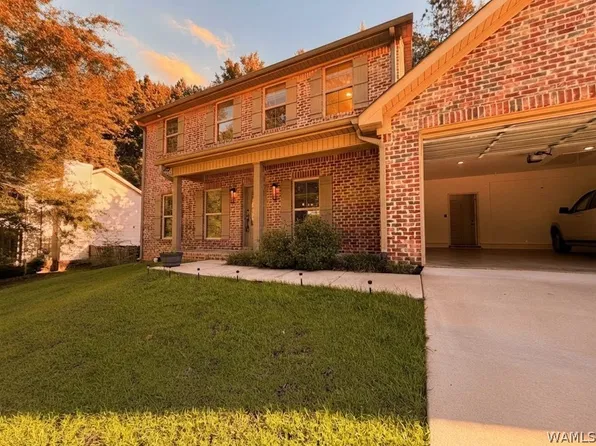 3828 Woodland Hills Dr, Tuscaloosa, AL 35405
