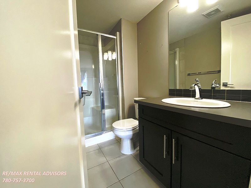 Edmonton Apartment for rent - 2 Bedrooms — photo 18