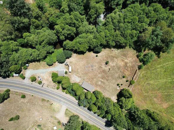 1545 Upper Cow Creek Rd, Azalea, OR 97410